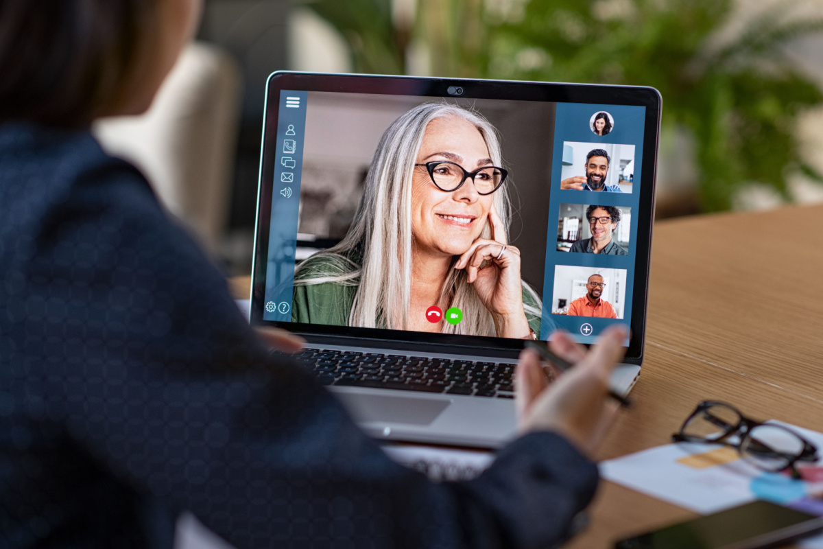 Remote Meeting between multiple colleagues